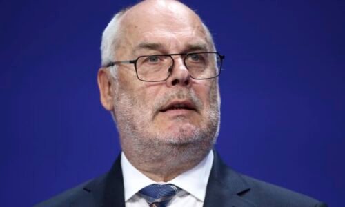 Členstvo Ukrajiny v NATO je „pevne dané“, vyhlásil estónsky prezident Alar Karis