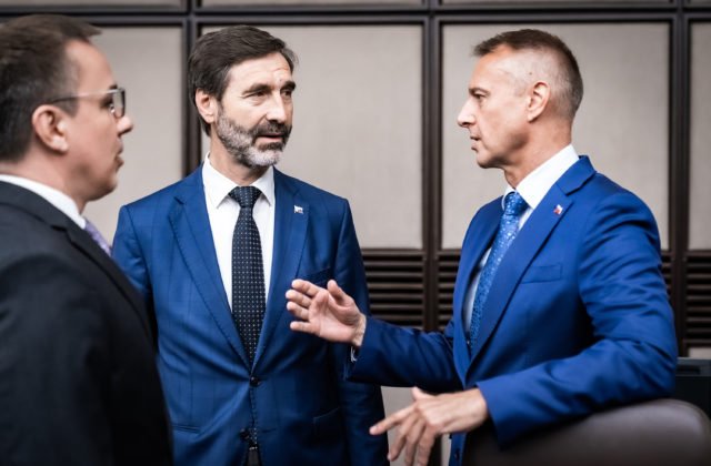 134513_6669b0674eec1872319565-640x420.jpg Slováci vystavili vysvedčenie ministerstvám. Ktoré získali najlepšie hodnotenie?