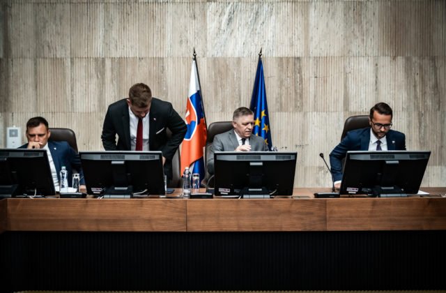 142964_668d180ddcf8c367755062-640x420.jpg Úrad vlády sa ohradzuje voči tvrdeniam Európskej komisie. Pri kritike zrušenia protikorupčného odboru nezohľadnila vznik novej sekcie