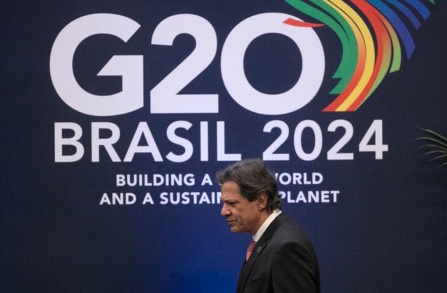 143742_brazil_g20_ministers_54887-640x420.jpg Ministri financií skupiny G20 chcú efektívne zdaňovať superbohatých, peniaze by využili aj na boj proti zmene klímy