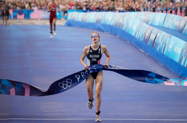 147213_francuzka-cassandre-beaugrandova-v-cieli-stredajsieho-triatlonu-na-letnej-olympiade-v-parizi.-640x420.jpg Krátke správy z letnej olympiády v Paríži