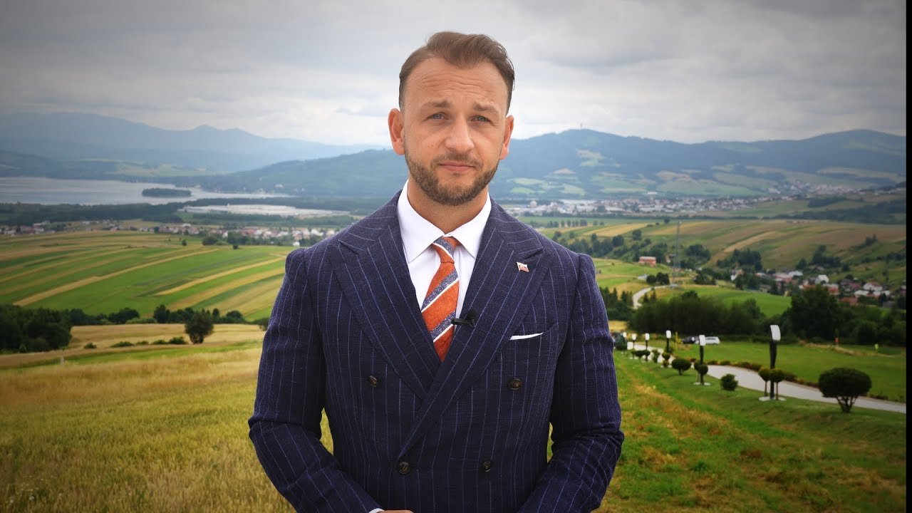 1720181968_maxresdefault.jpg Matúš Šutaj Eštok: Byť hrdí a zrozumiteľní 🇸🇰
