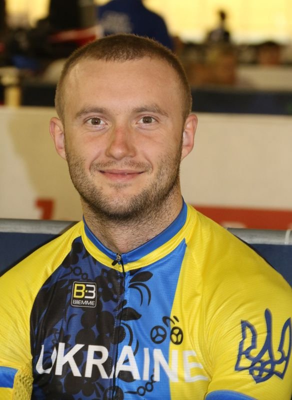 Vrátil sa domov, aby bojoval za svoju vlasť. Ukrajinský reprezentant zahynul na fronte Vrátil sa domov, aby bojoval za svoju vlasť. Ukrajinský reprezentant zahynul na fronte