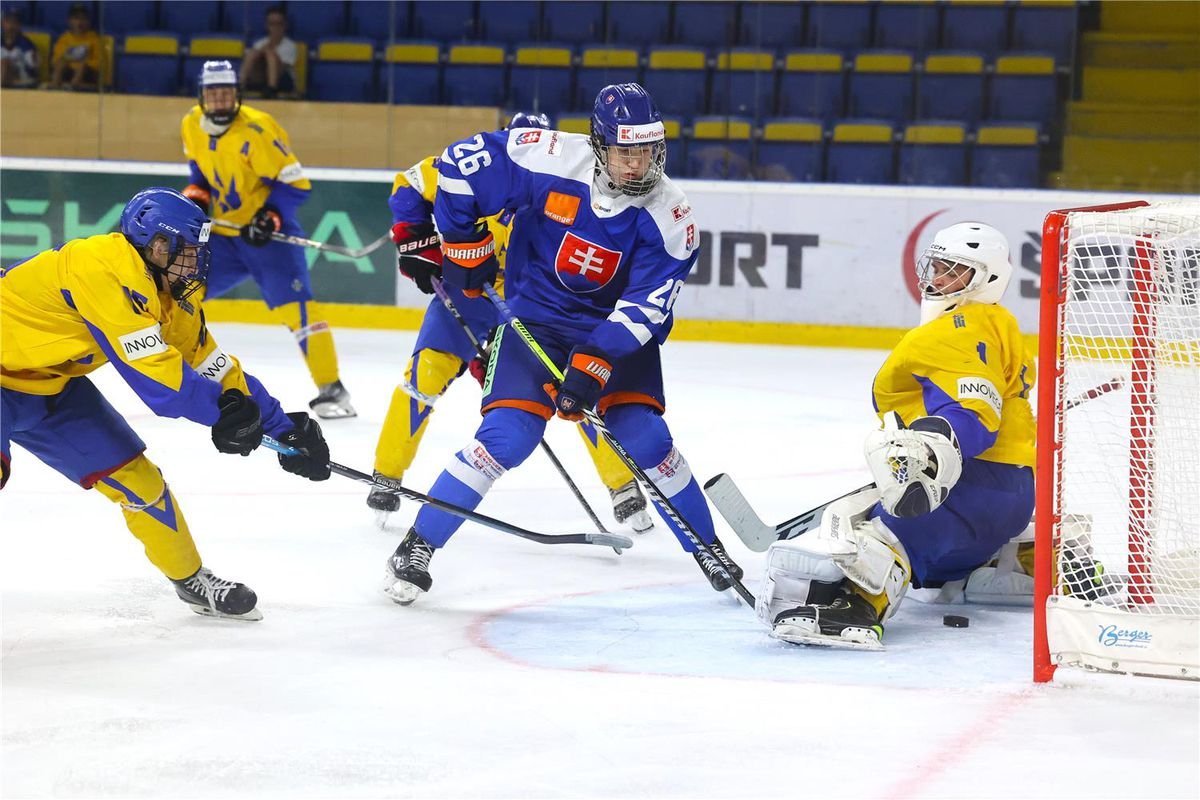 Slovenskí mladíci si v príprave opäť uleteli. Súperovi nasúkali 15 gólov
