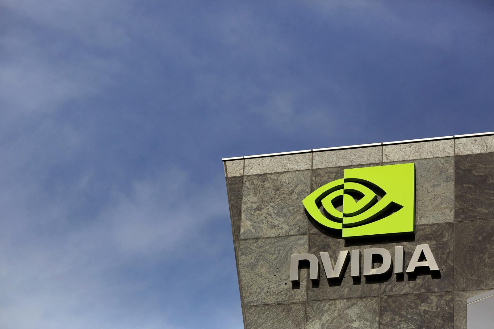 Americké indexy opäť na maximách Americké indexy opäť na maximách