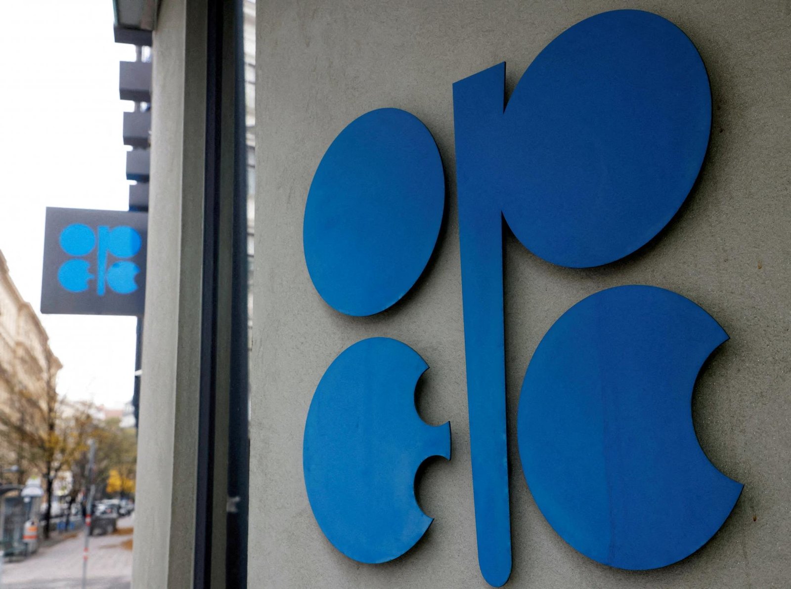 OPEC potvrdil pôvodný odhad rastu dopytu po rope, zlepšil prognózu rastu ekonomiky OPEC potvrdil pôvodný odhad rastu dopytu po rope, zlepšil prognózu rastu ekonomiky