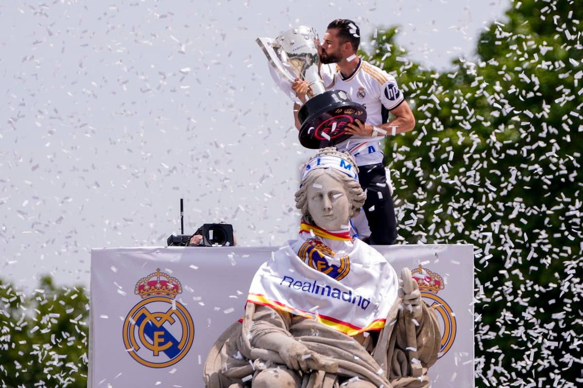Nechýbali ani slzy. Real Madrid sa rozlúčil s dlhoročnou oporou