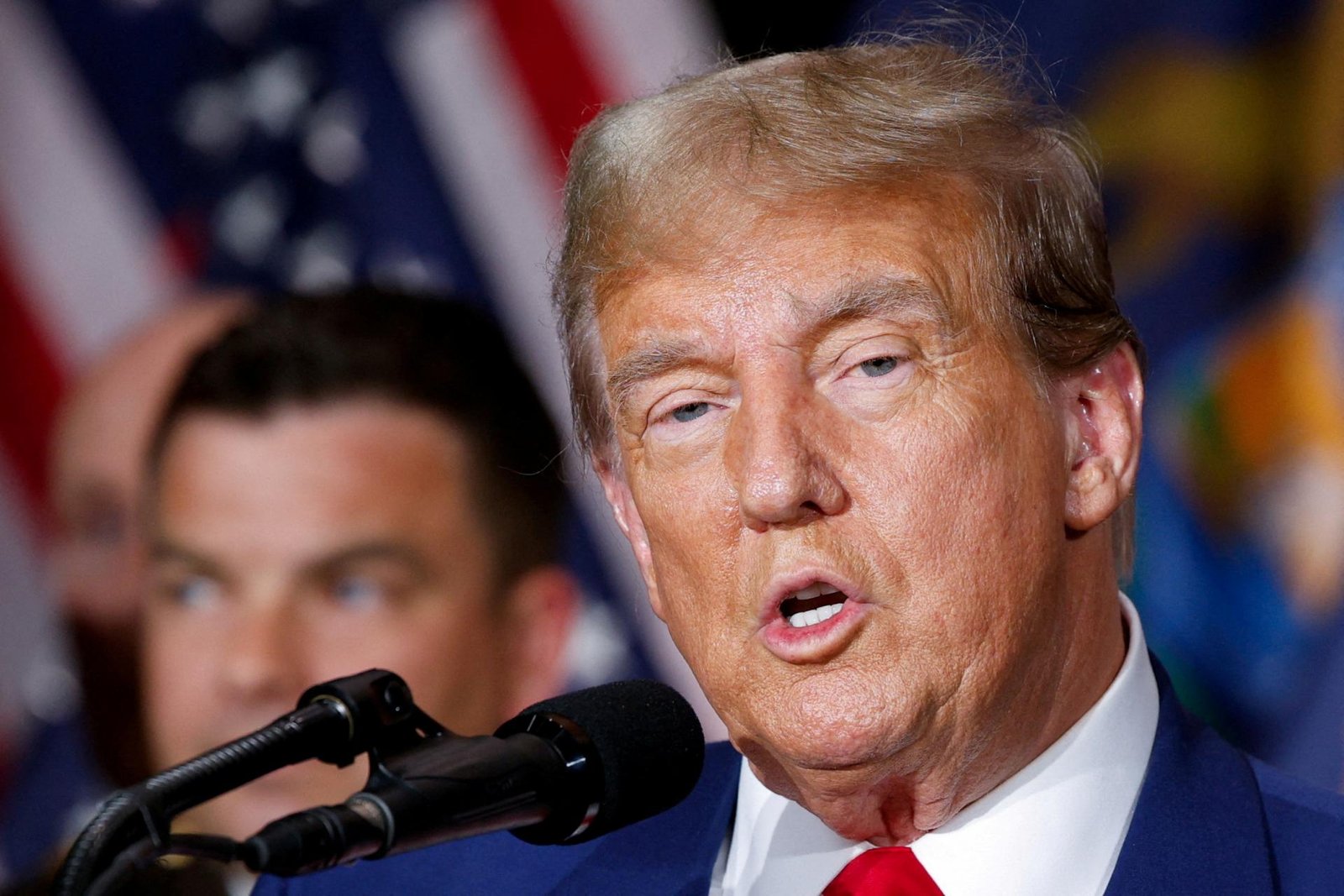 Trump požiadal o pozastavenie konania vo veci tajných dokumentov Trump požiadal o pozastavenie konania vo veci tajných dokumentov