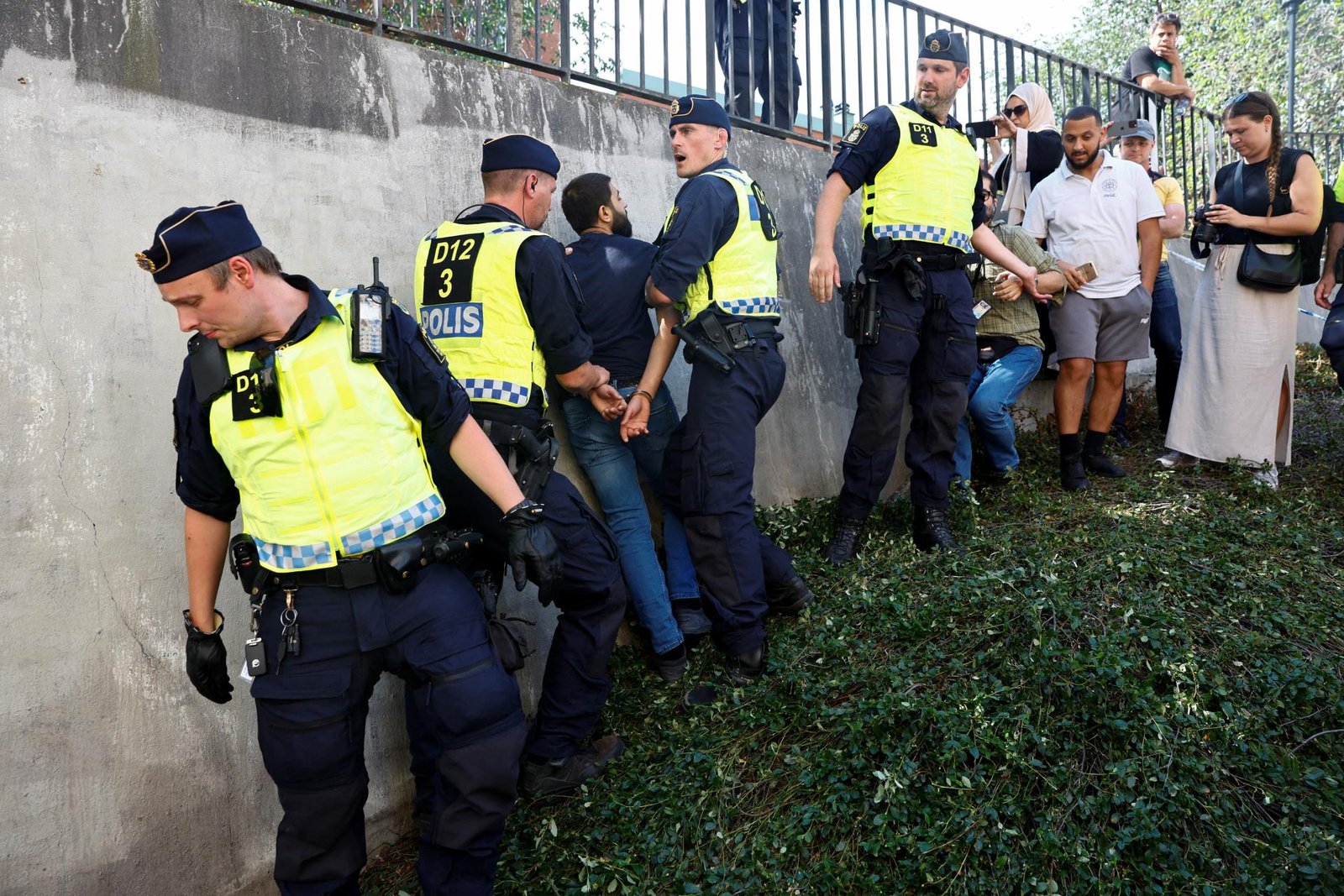 Švédsko v rámci znižovania imigrácie sprísni pravidlá pre zlučovanie rodín Švédsko v rámci znižovania imigrácie sprísni pravidlá pre zlučovanie rodín