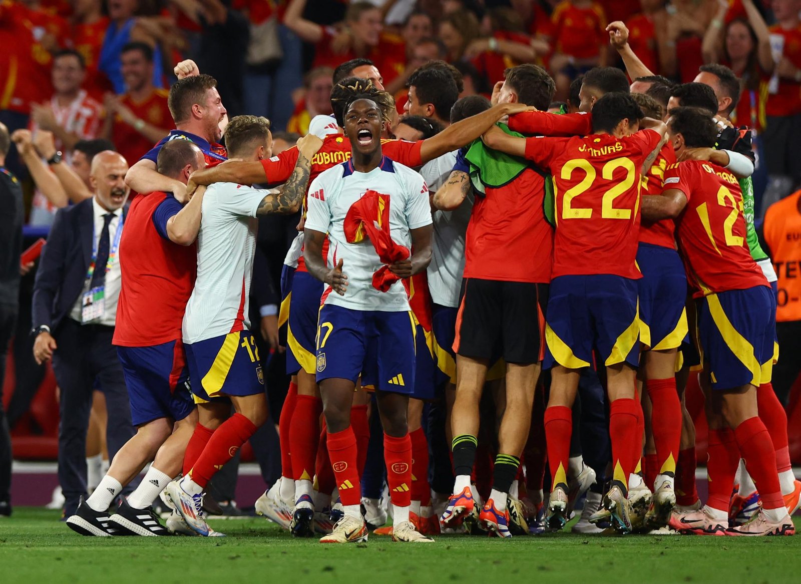 Futbal: Španieli porazili Francúzsko a sú prvým finalistom Eura. Yamal vytvoril nový rekord Futbal: Španieli porazili Francúzsko a sú prvým finalistom Eura. Yamal vytvoril nový rekord