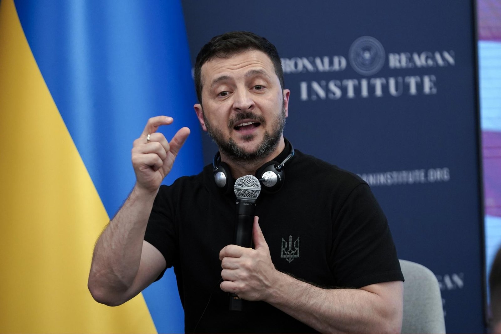 Obmedzenie ruského "apetítu po agresii". Zelenskyj vyzval NATO na zachovanie jednotnej podpory Ukrajiny Obmedzenie ruského „apetítu po agresii“. Zelenskyj vyzval NATO na zachovanie jednotnej podpory Ukrajiny