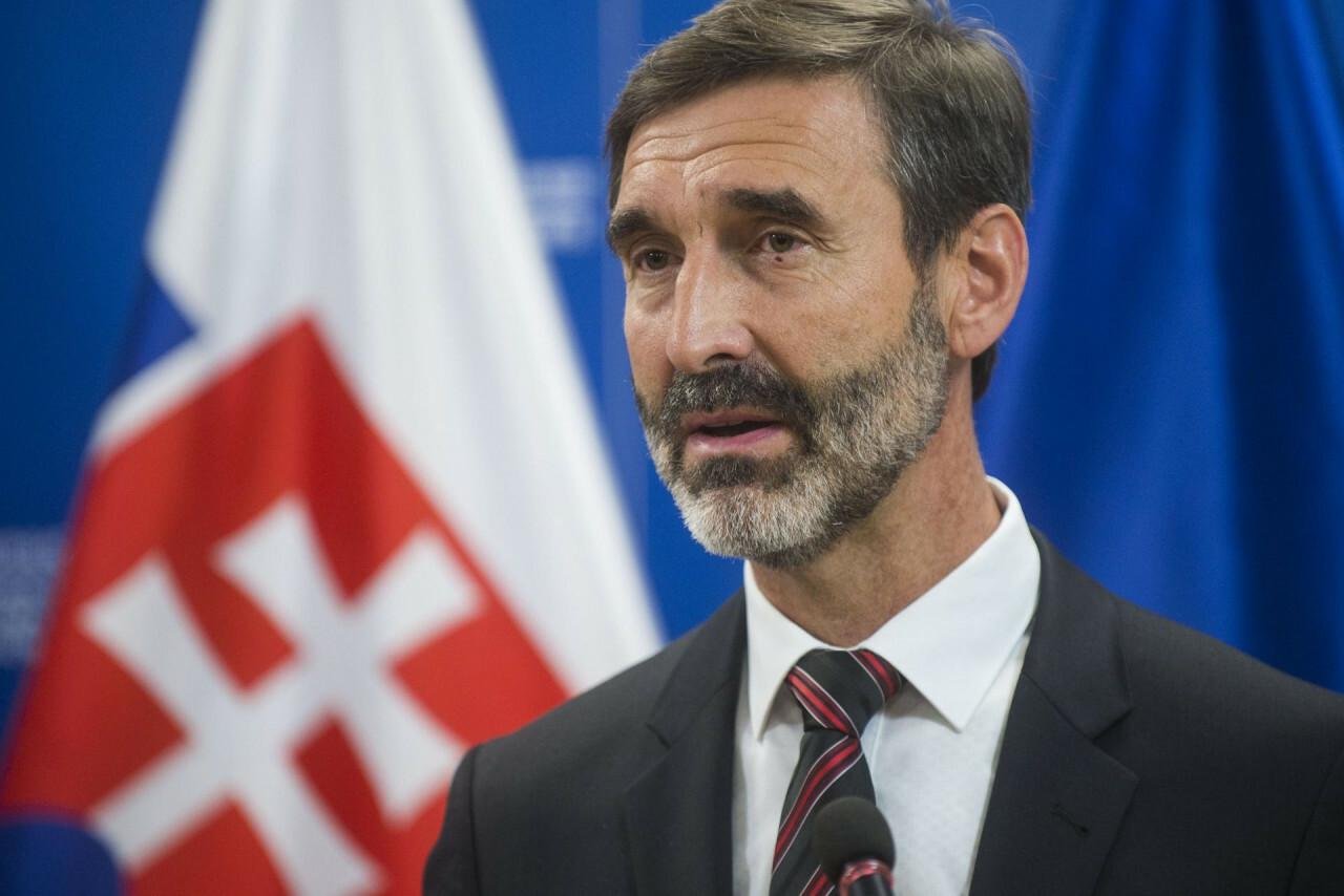 Šéfovia diplomacií Slovenska a Poľska rokovali o posilnení spolupráce v rámci V4 Šéfovia diplomacií Slovenska a Poľska rokovali o posilnení spolupráce v rámci V4