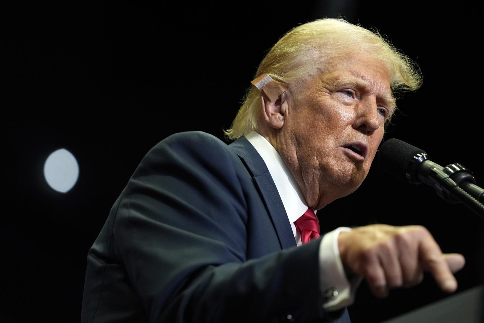 Trump reaguje na Bidenovo rozhodnutie. Harrisovú považuje za ľahšieho súpera Trump reaguje na Bidenovo rozhodnutie. Harrisovú považuje za ľahšieho súpera