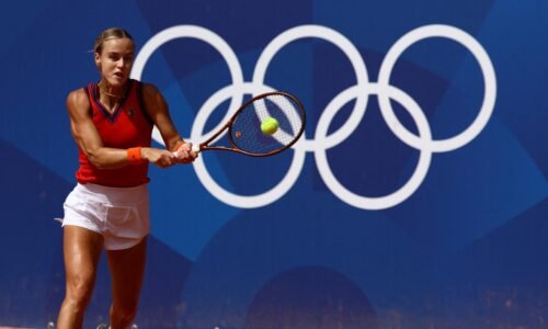 S výmenou odznakov na Olympijských hrách u Schmiedlovej nikto neuspeje, zabudla ich doma