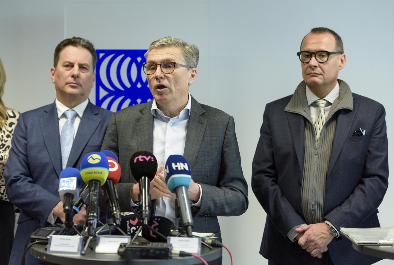 Bankám na Slovensku v prvom polroku klesol zisk o tri percentá. Negatívny vplyv mala najmä inflácia Bankám na Slovensku v prvom polroku klesol zisk o tri percentá. Negatívny vplyv mala najmä inflácia
