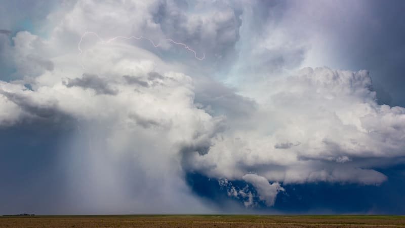Sledujte RADAR: Příští týden sežehnou Česko tropická vedra. Poté dorazí bouřky, kde udeří? Sledujte RADAR: Příští týden sežehnou Česko tropická vedra. Poté dorazí bouřky, kde udeří?