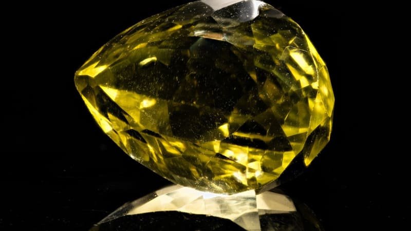 Zadlužený indický dělník objevil vzácný diamant. Změnil se mi život, prozradil otec sedmi dětí Zadlužený indický dělník objevil vzácný diamant. Změnil se mi život, prozradil otec sedmi dětí