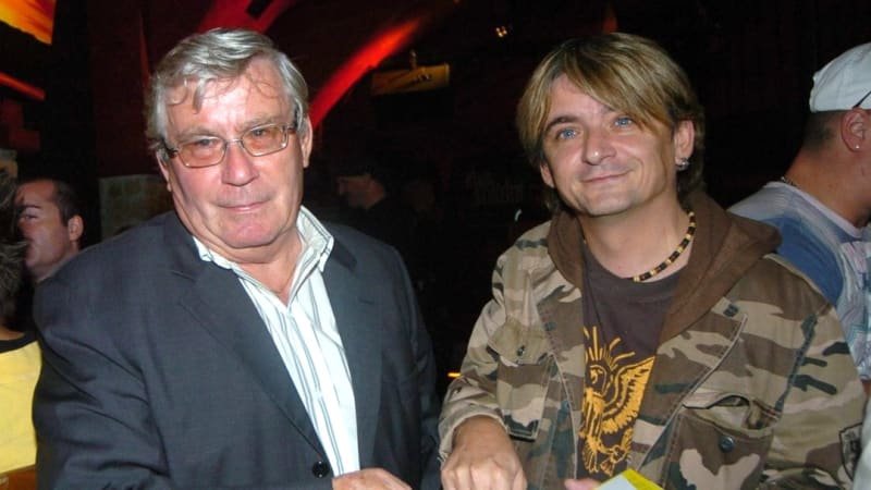 Komentátorská legenda Jaroslav Suchánek: Zůstal jsem sám, prožívám nejblbější část života