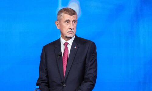 KOMENTÁŘ: „Diplomat“ Babiš to místo prezidenta dotáhl až na hlásnou troubu propagandy Kremlu