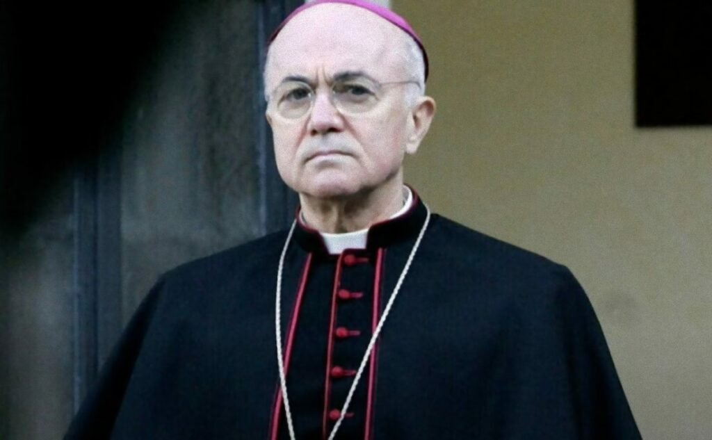 Arcibiskup Vigano: Epstein vydíral politiky pro Mossad Arcibiskup Vigano: Epstein vydíral politiky pro Mossad