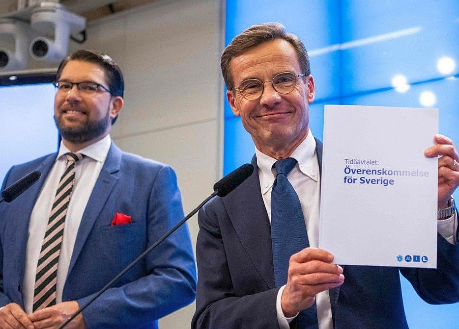 Švédská vláda, která byla zvolena jako „protimigrační,“ ve skutečnosti pokračuje ve výměně obyvatel Švédská vláda, která byla zvolena jako „protimigrační,“ ve skutečnosti pokračuje ve výměně obyvatel