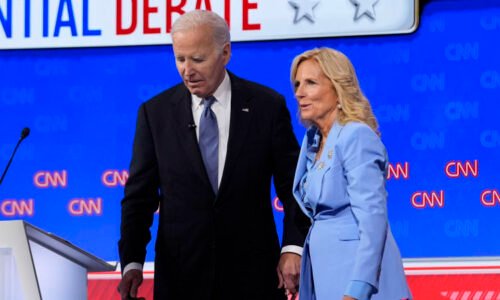 Biden funguje už jen několik hodin denně, přiznává jeho okolí. Demokraté nemají plán B