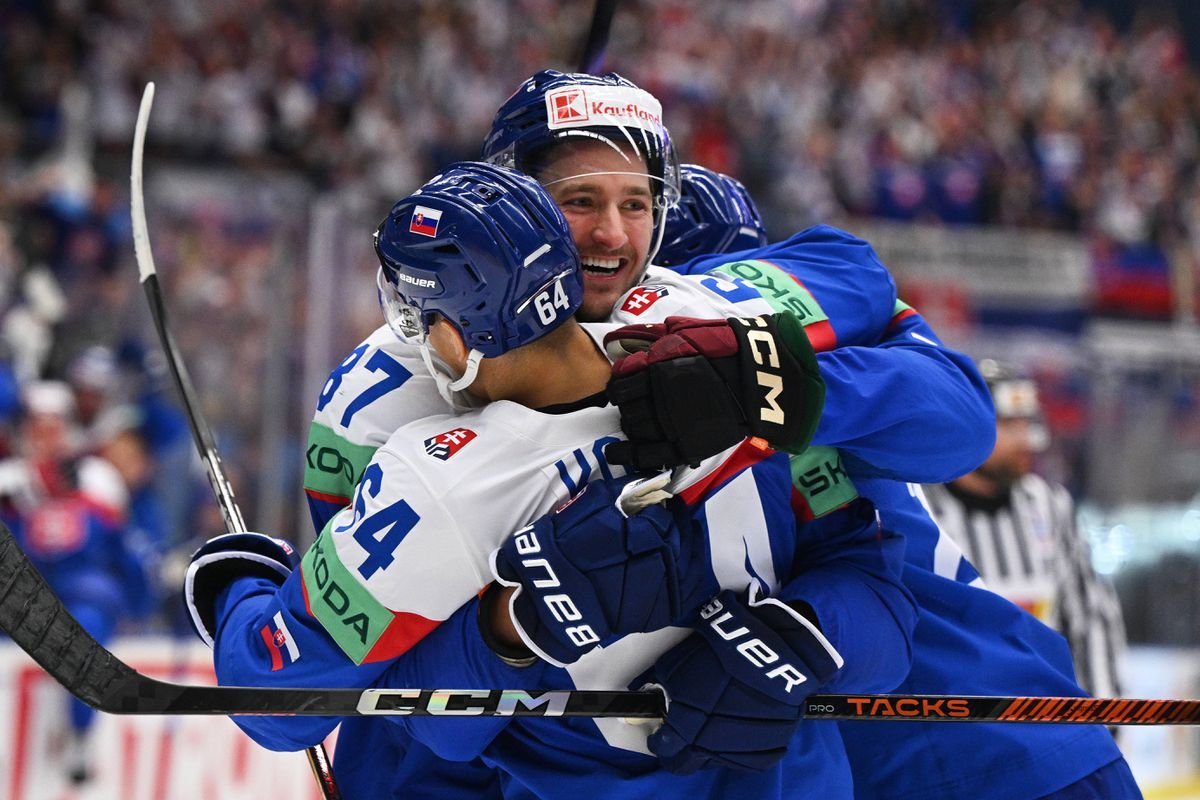 Dvaja slovenskí hokejisti z NHL nezostali bez práce. Kluby im predložili ponuky