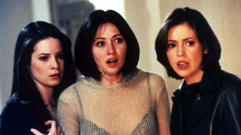 Beverly Hills, Čarodějky nebo Bláznivá střela? ANKETA o nejzářivější roli zesnulé Dohertyové Beverly Hills, Čarodějky nebo Bláznivá střela? ANKETA o nejzářivější roli zesnulé Dohertyové