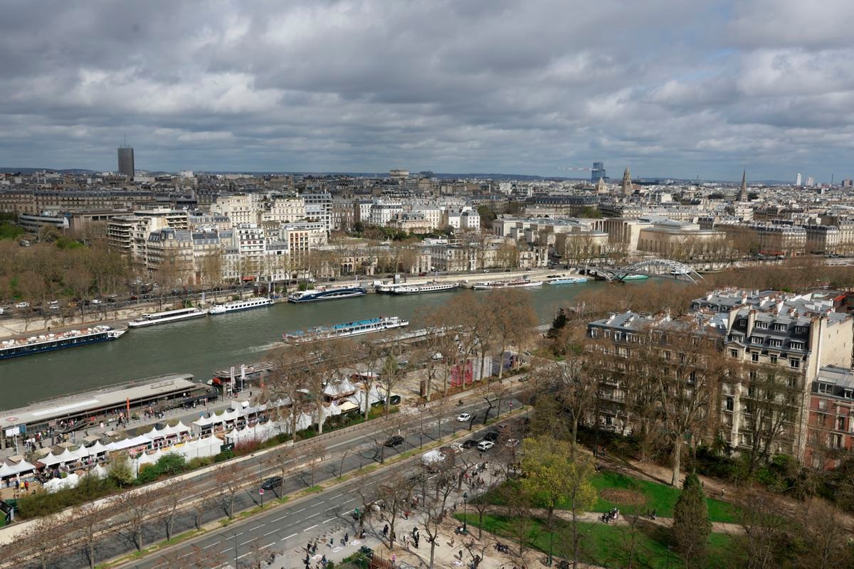 Primátorka Paríža si zaplávala v Seine: Voda je veľmi, veľmi dobrá
