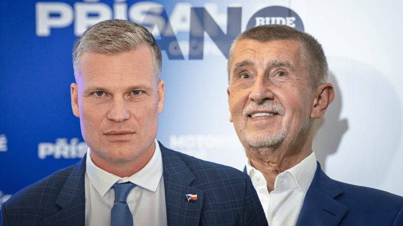 Zklamání a spojení s hnojem Evropy? Turek to od fanoušků schytává za spolupráci s Babišem Zklamání a spojení s hnojem Evropy? Turek to od fanoušků schytává za spolupráci s Babišem