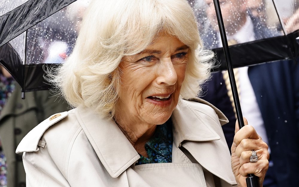 Kráľovná Camilla sa objavila s TÝMTO. „To vážne?“ Kráľovná Camilla sa objavila s TÝMTO. „To vážne?“
