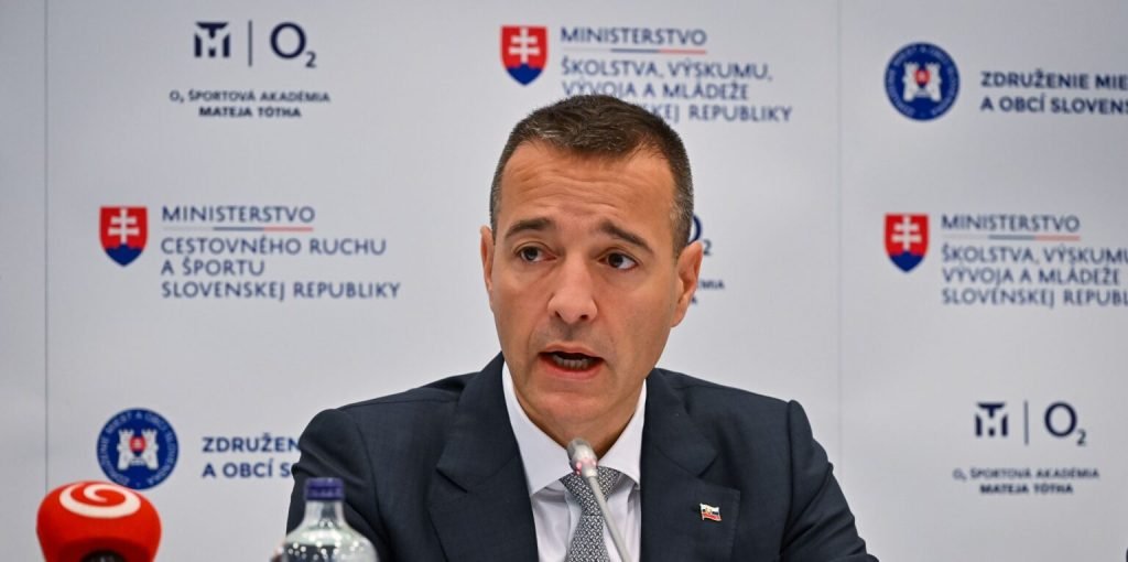 Rezort školstva spúšťa nový projekt: Predstavuje revolúciu v oblasti vzdelávania dospelých Rezort školstva spúšťa nový projekt: Predstavuje revolúciu v oblasti vzdelávania dospelých