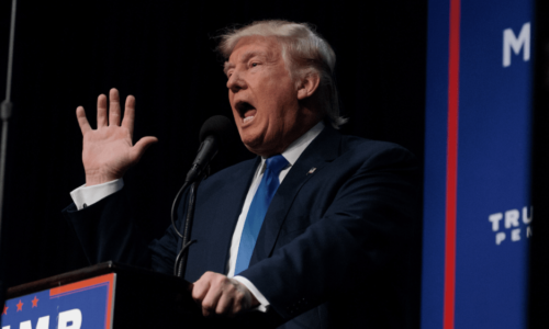 Tento meme coin nečakane vypumpoval. Spôsobil to pokus a atentát na Trumpa
