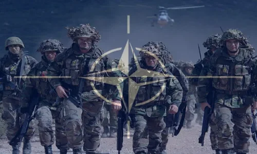 75 let NATO: K čemu a komu tato organizace ve skutečnosti slouží?