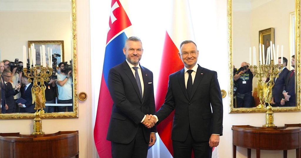 VIDEO: Slovensko je v prípade potreby pripravené hostiť vyšší počet vojakov armád NATO a zvýšiť aj dodávky elektriny na Ukrajinu, vyhlásil Pellegrini VIDEO: Slovensko je v prípade potreby pripravené hostiť vyšší počet vojakov armád NATO a zvýšiť aj dodávky elektriny na Ukrajinu, vyhlásil Pellegrini
