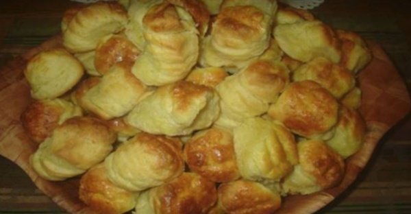 Vláčne žemličky z kyslej smotany: Návšteva si ich okamžite zamilovala a pýtala aj recept!