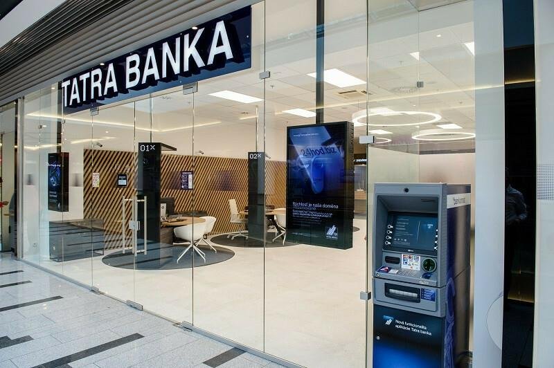 Slováci sa dočkali letného prekvapenia na trhu hypoték. Jedna z najväčších bánk znížila úroky pri dvoch fixoch Slováci sa dočkali letného prekvapenia na trhu hypoték. Jedna z najväčších bánk znížila úroky pri dvoch fixoch