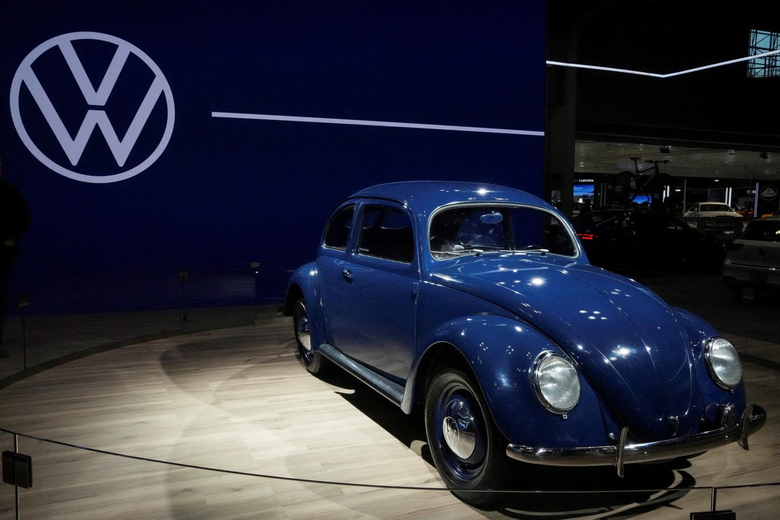 Skupine Volkswagen v druhom štvrťroku klesol prevádzkový zisk. Výsledok napriek tomu prekonal očakávania Skupine Volkswagen v druhom štvrťroku klesol prevádzkový zisk. Výsledok napriek tomu prekonal očakávania