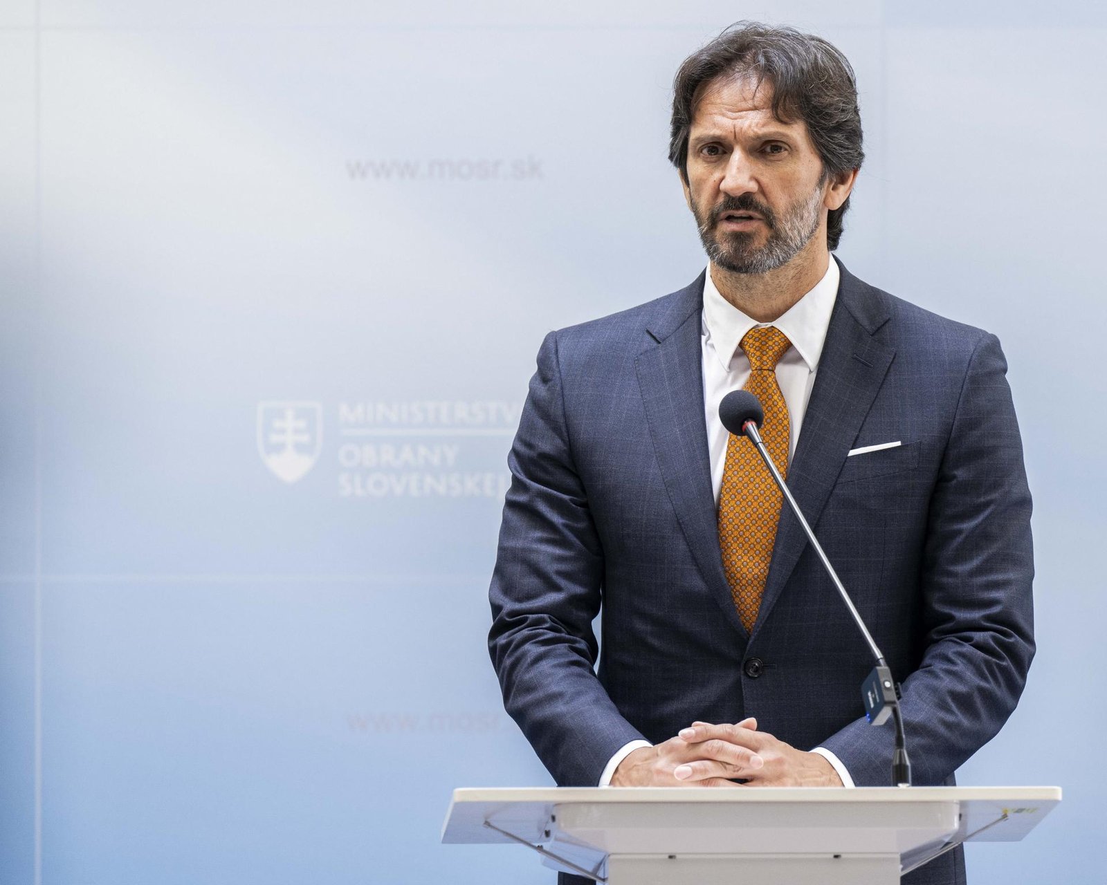 Kaliňákov rezort zatiaľ nemá oficiálnu cenovú ponuku USA na dodanie vrtuľníkov Viper