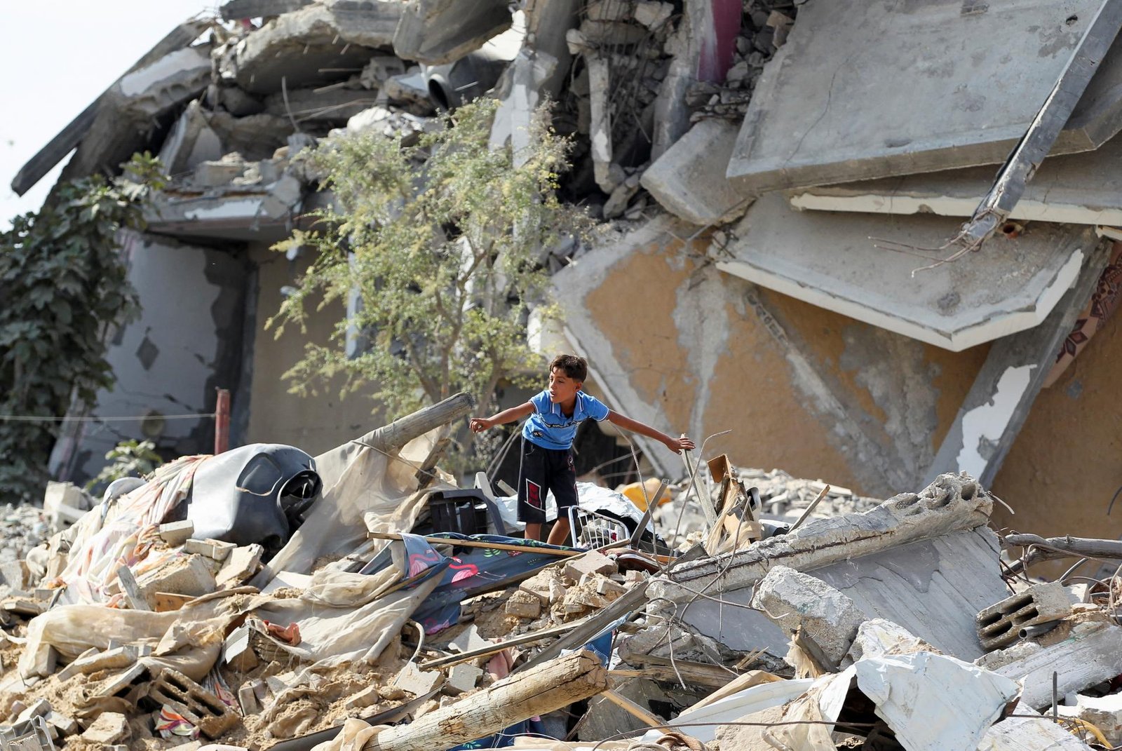 Izrael oznámil ukončenie operácie v dvoch mestách na juhu Pásma Gazy, usmrtil vyše 250 militantov Izrael oznámil ukončenie operácie v dvoch mestách na juhu Pásma Gazy, usmrtil vyše 250 militantov