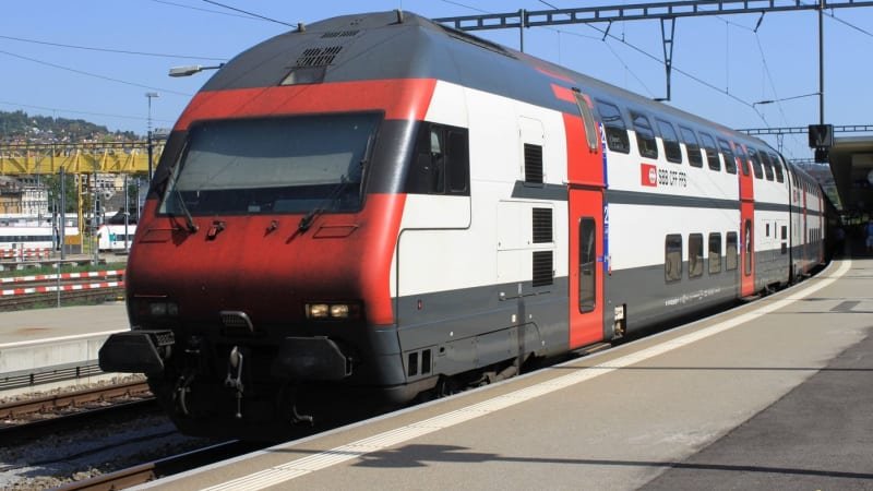 Čech tragicky zahynul ve Švýcarsku: Šel pěšky po kolejích, v Curychu ho srazil vlak Čech tragicky zahynul ve Švýcarsku: Šel pěšky po kolejích, v Curychu ho srazil vlak