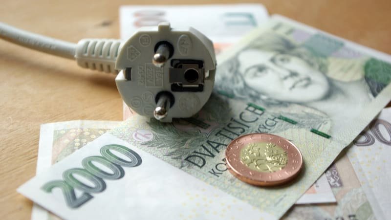 Pět triků, které vám ušetří tisíce korun za energie: Stačí zkontrolovat jistič či myslet dopředu Pět triků, které vám ušetří tisíce korun za energie: Stačí zkontrolovat jistič či myslet dopředu