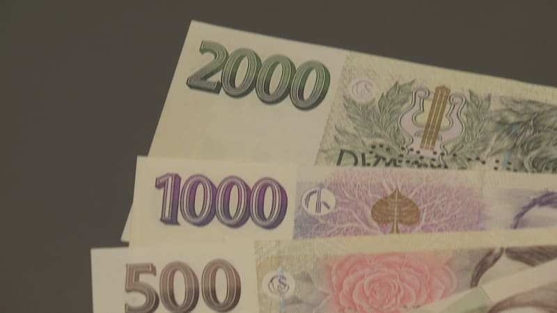 Minimální mzda za rok vzroste o 1700 korun, odhaduje ministerstvo. Podalo klíčový návrh Minimální mzda za rok vzroste o 1700 korun, odhaduje ministerstvo. Podalo klíčový návrh