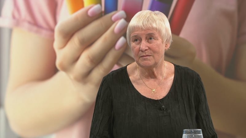 Cigarety by měly stát dvakrát tolik, míní expertka. Navrhla i další opatření