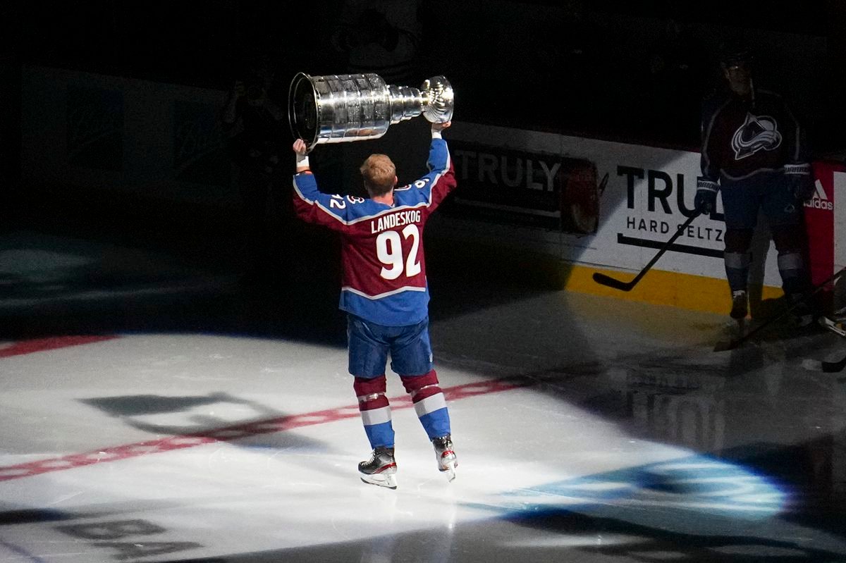Posledný zápas odohral pred dvoma rokmi. Návrat švédskeho víťaza Stanley Cupu je čoraz reálnejší