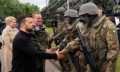 Všetko si odskáče Syrskij. Na Ukrajine už našli obetného baránka aby eliminovali úder na Zelenského