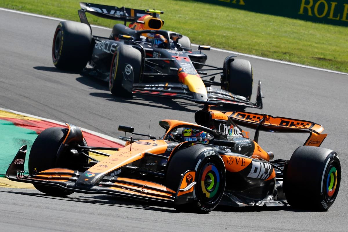 Letná prestávka F1 je na konci. Dokáže McLaren zosadiť Red Bull z trónu?