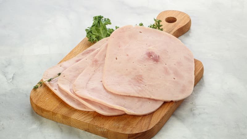 Stačí dva plátky šunky denně. Vědci varují před rizikem závažného onemocnění, jak se bránit? Stačí dva plátky šunky denně. Vědci varují před rizikem závažného onemocnění, jak se bránit?