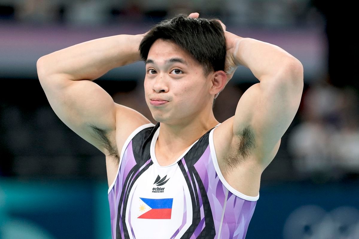 Gymnastika: Filipínčan Yulo oslavuje druhú zlatu medailu. Triumfoval aj v preskoku