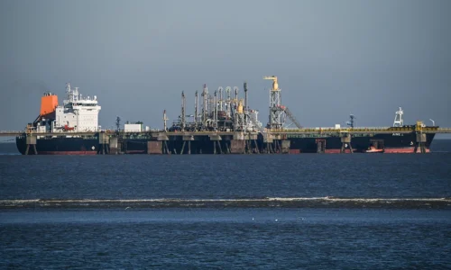 Nová úroveň rabovania: USA navrhujú legalizovať pirátstvo proti ruským tankerom